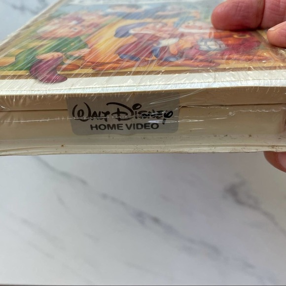 Walt Disney Masterpiece Collection Snow White VHS Tape Clambshell NWT sealed - Picture 9 of 11
